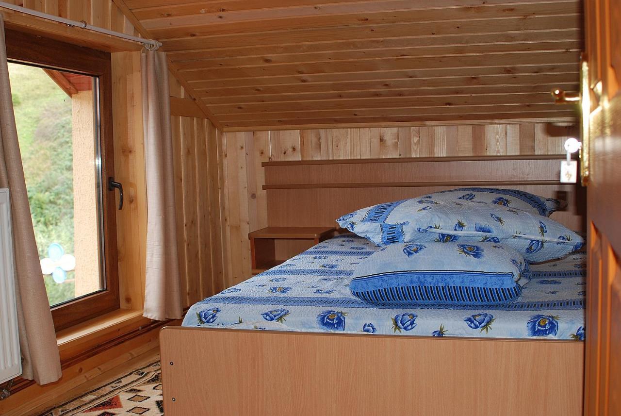 Cabana Suprema Armonie Dimbovicioara Phòng bức ảnh